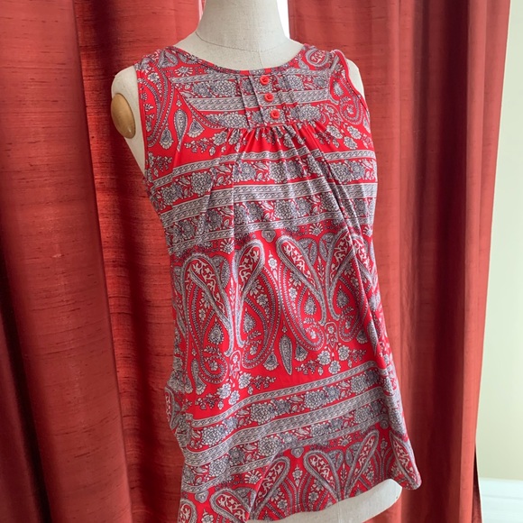 Alife Tops - Alife Red and Gray Paisley Sleeveless Blouse